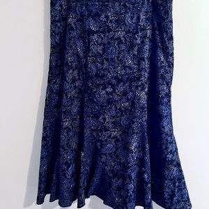 Charter Club skirt - Blue floral straight skirt with flair at the bottom